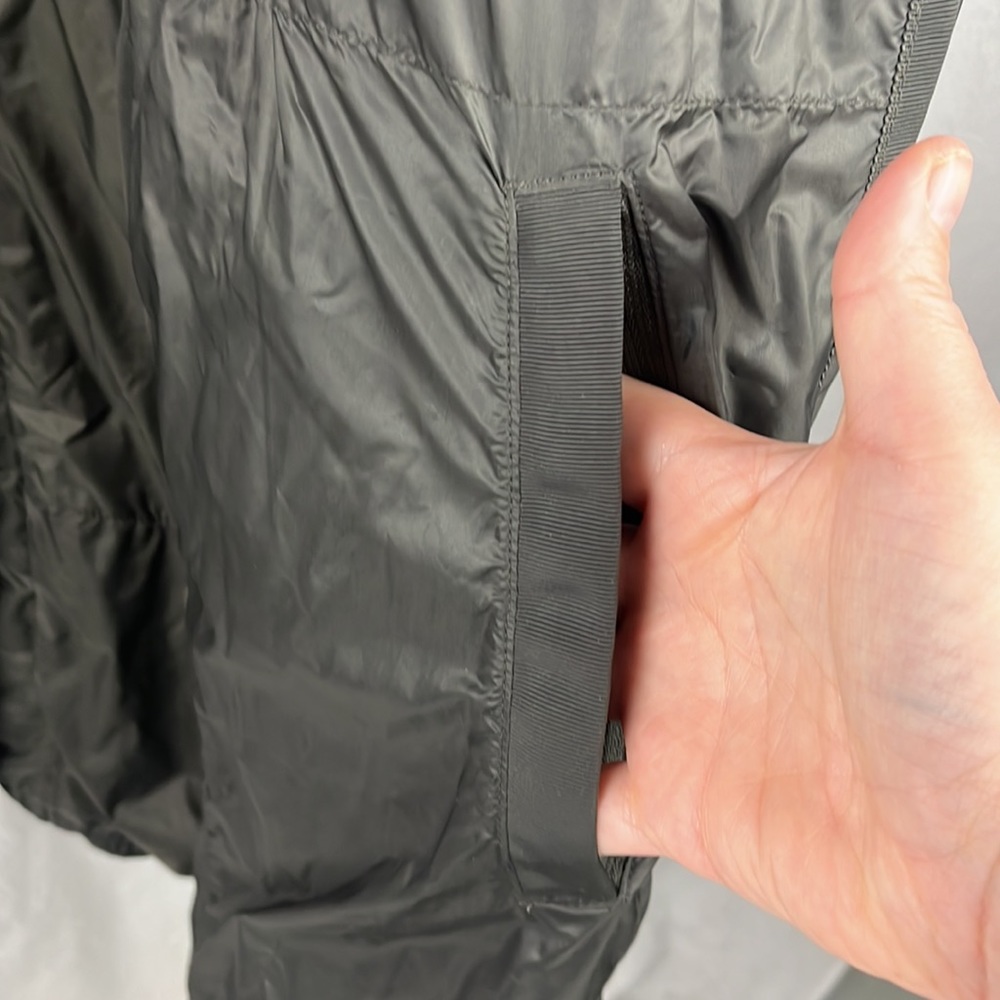 Athleta Small Summit Primaloft Shell Xs - image 6